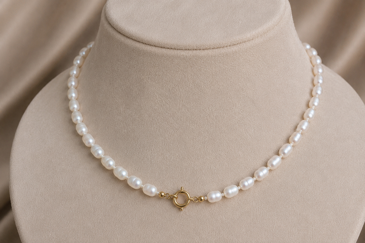 Collar Elara